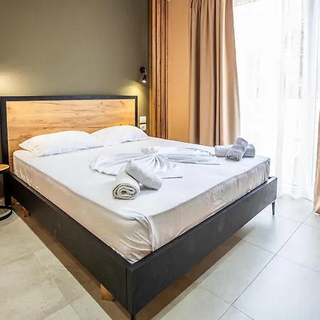 The Blue Wave Hotel 4*