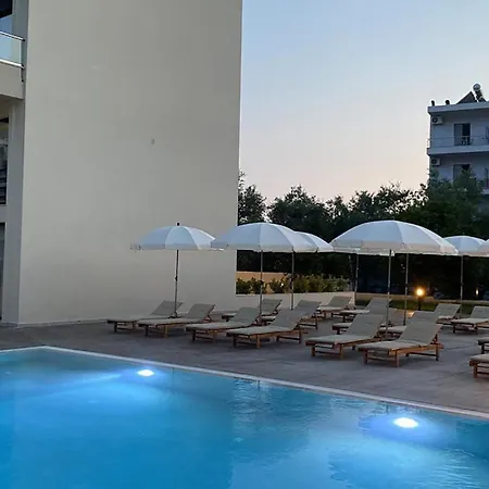 Hotel The Blue Wave Himare