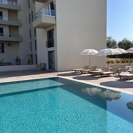 The Blue Wave Hotel 4*