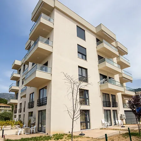 The Blue Wave Hotel Himare