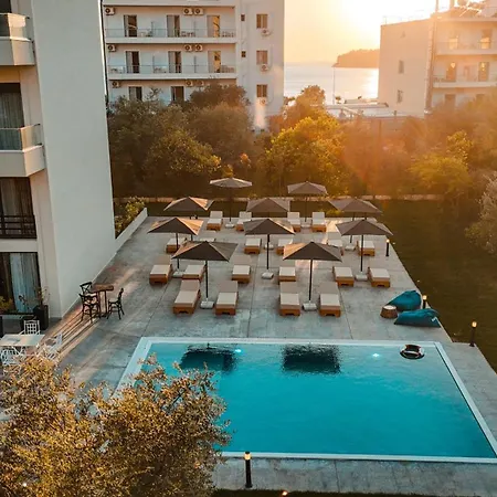 Hotel The Blue Wave